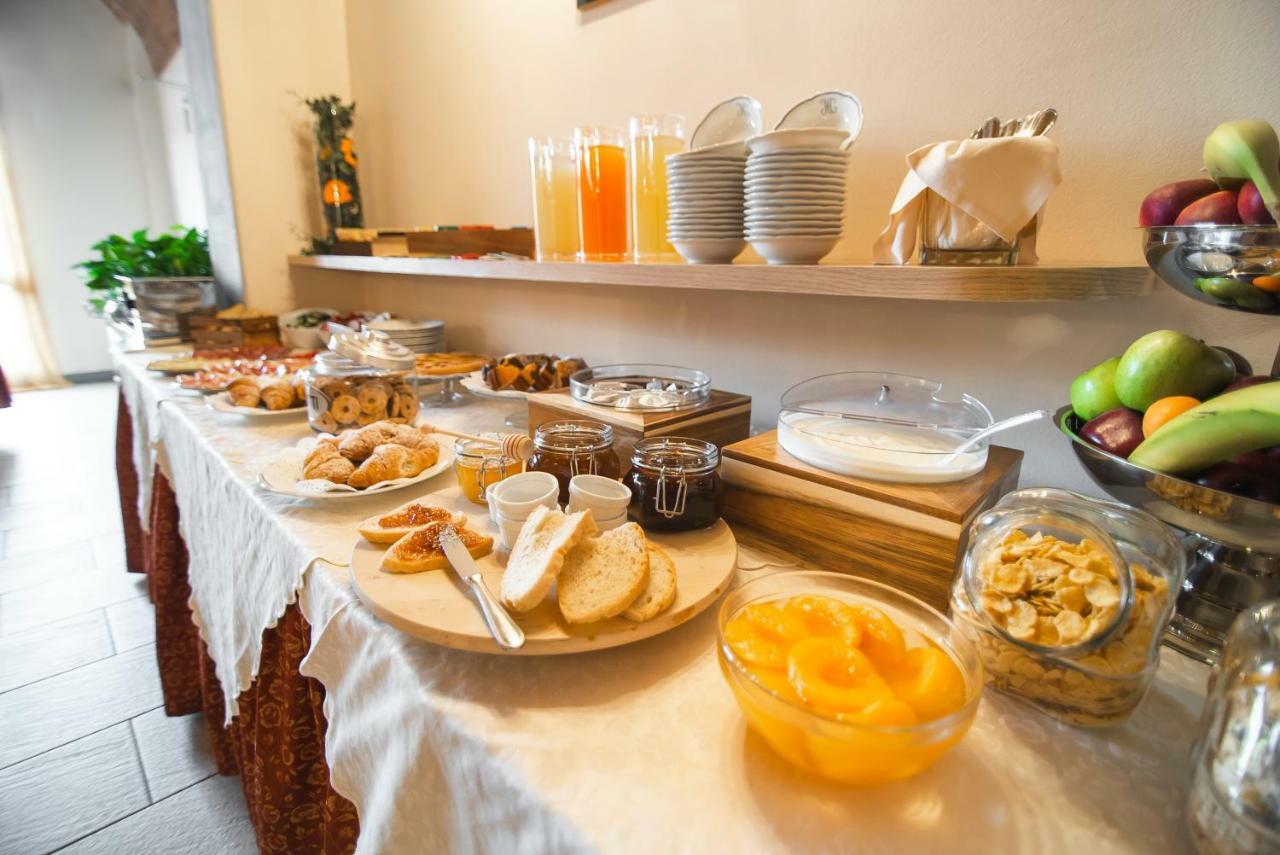 La Colonna Hotel 3*